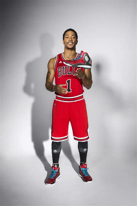 derrick rose adidas clothing